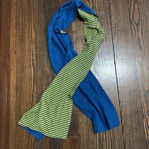 Blue and yellow reversible scarf